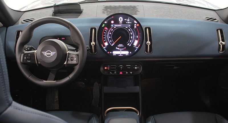 MINI Countryman • 2024 • 24,892 km 7