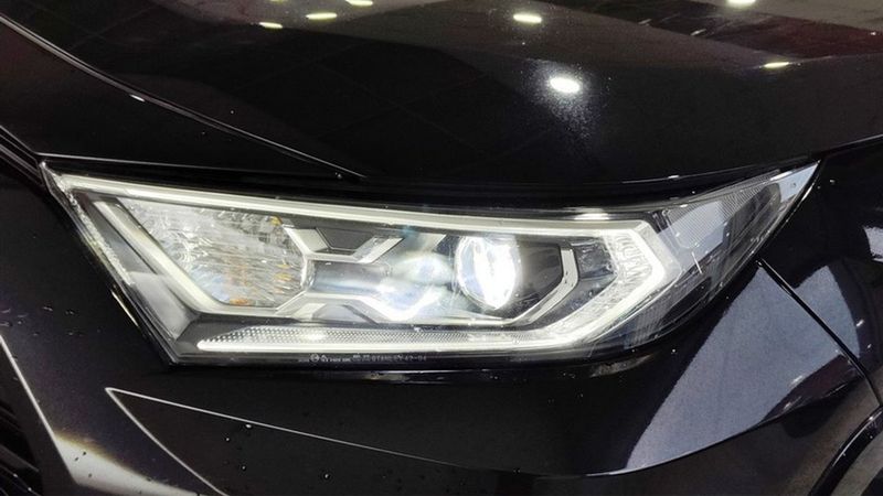 Toyota RAV4 • 2020 • 72,681 km 11