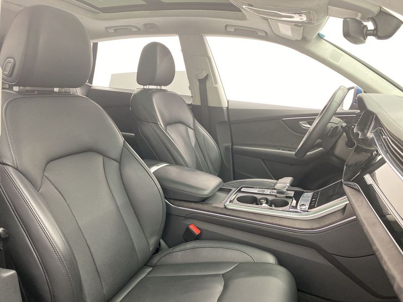 Audi Q8 • 2020 • 11,969 km 9