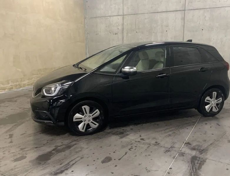 Honda Jazz • 2021 • 23,500 km 1