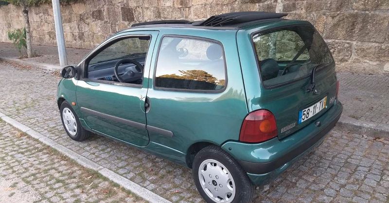 Renault Twingo • 1996 • 200,000 km 4