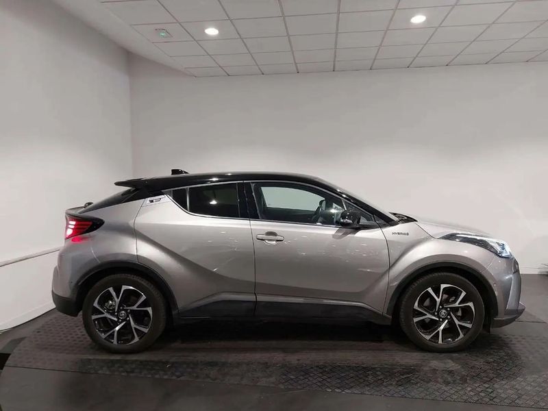Toyota C-HR • 2020 • 48,755 km 10