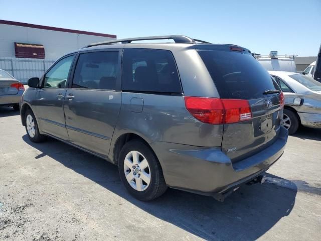 Toyota Sienna • 2004 • 10,000 mi 3