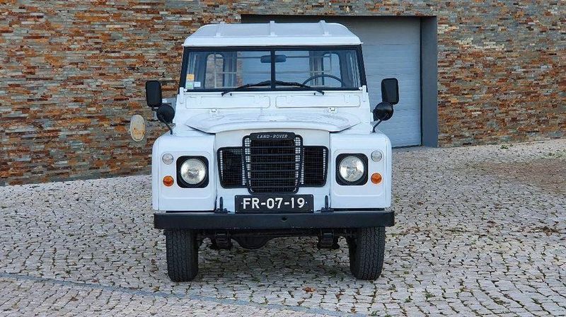 Land Rover LR3 • 1981 • 30,000 km 5