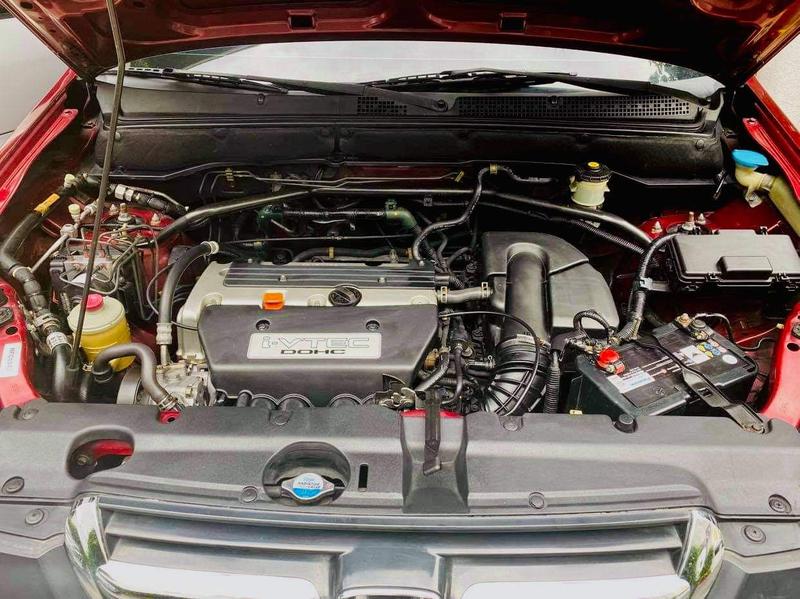 Honda CR-V • 2002 • 145,000 km 4