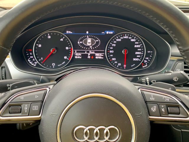 Audi A7 • 2012 • 174,900 km 10
