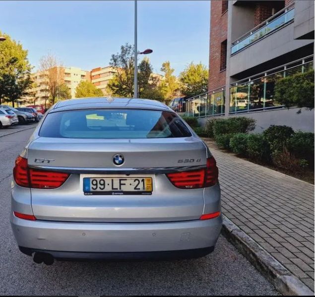 BMW 5 Series • 2011 • 236,000 km 1