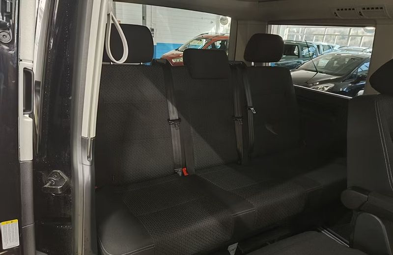 Volkswagen California • 2019 • 76,600 km 8
