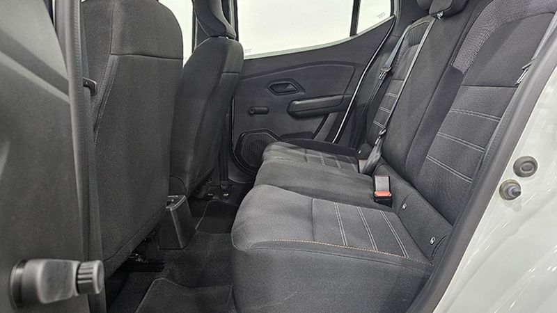 Dacia Sandero • 2023 • 19,200 km 7