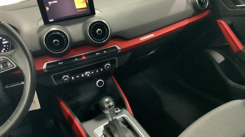 Audi Q3 • 2019 • 62,742 km 2