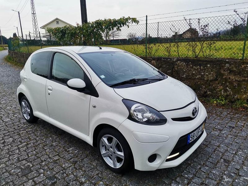 Toyota Auris • 2014 • 123,000 km 2