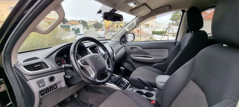 Mitsubishi L200 • 2019 • 49,000 km 4