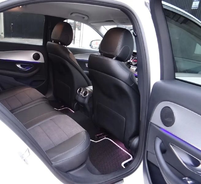 Mercedes-Benz E • 2018 • 89,000 km 8