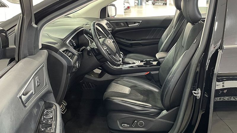 Ford Edge • 2018 • 64,000 km 14