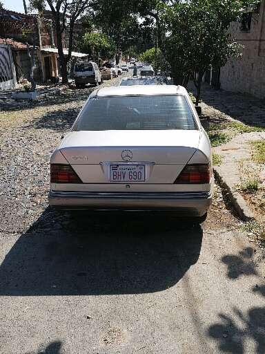 Mercedes-Benz 200 - 300 • 1995 • 315,000 km 8