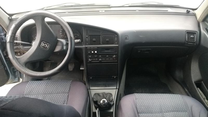 Peugeot 405 • 1993 • 216,000 km 1