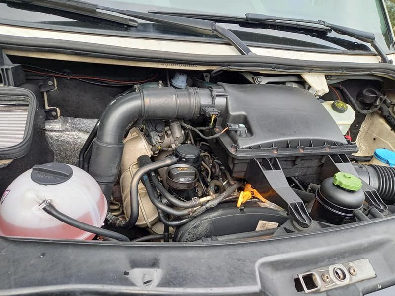 Volkswagen Crafter • 2007 • 250,000 km 2