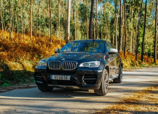 BMW X6 • 2012 • 202,000 km 1
