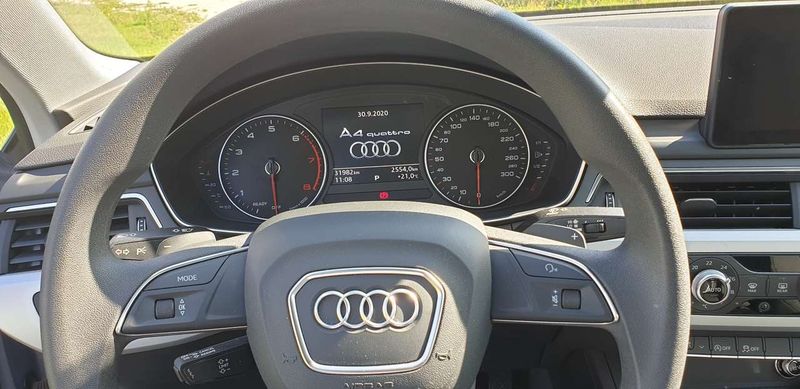 Audi A4 • 2016 • 152,000 km 4
