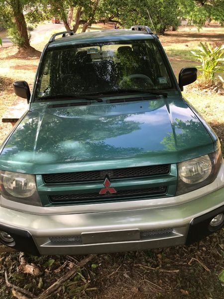 Mitsubishi Montero • 2000 • 6,541 km 1