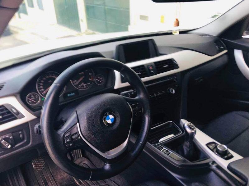 BMW Rad 3 • 2013 • 215,000 km 3