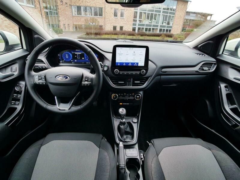 Ford Puma • 2019 • 25,490 km 13