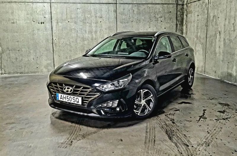 Hyundai i30 • 2021 • 42,900 km 1