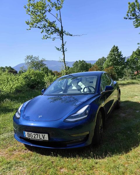Tesla Model 3 • 2020 • 102,879 km 3