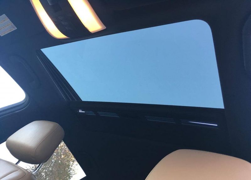 Mercedes-Benz C • 2012 • 180,000 km 3