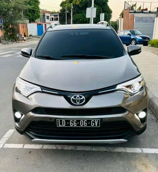 Toyota RAV4 • 2018 • 3,000 km 1