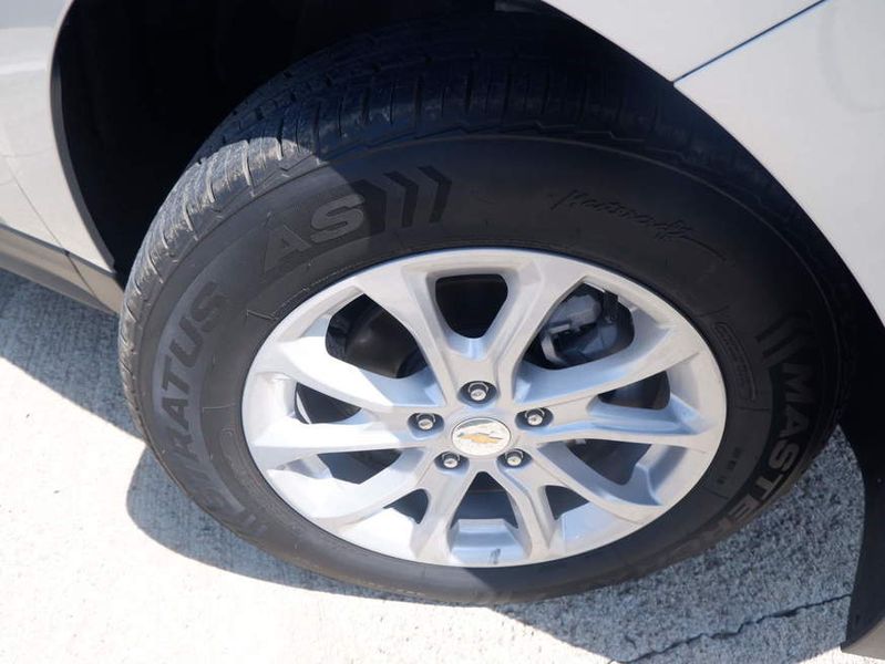 Chevrolet Equinox • 2021 • 25,000 mi 11