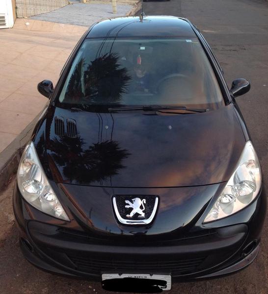 Peugeot 207 • 2009 • 132,000 km 3