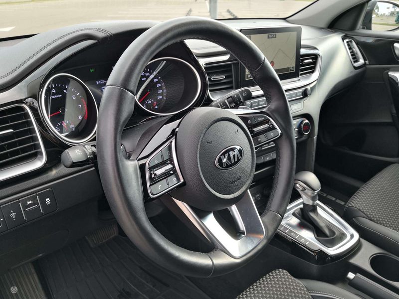Kia Cee`d • 2019 • 129,000 km 16