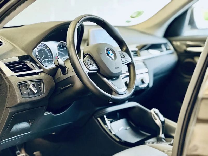 BMW X1 • 2019 • 92,000 km 7
