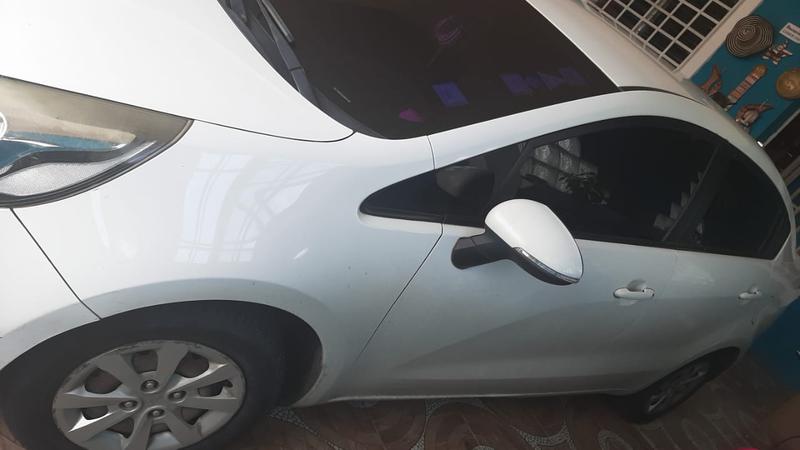 Kia Rio • 2012 • 194,000 km 2