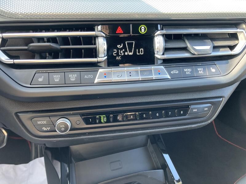 BMW 1 Series • 2021 • 97,297 km 41