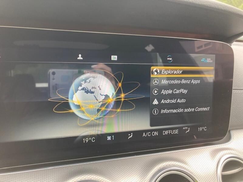 Mercedes-Benz E-Class • 2020 • 30,038 km 41