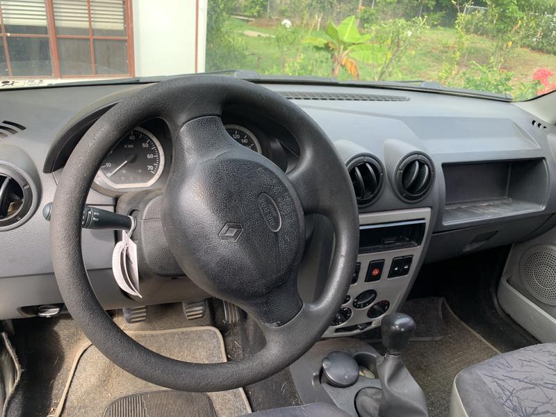 Renault Logan • 2007 • 207,105 km 5