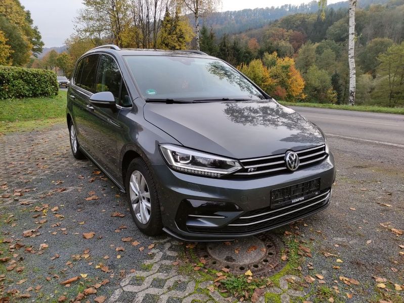 Volkswagen Touran • 2018 • 104,000 km 1