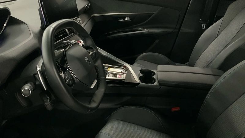 Peugeot 5008 • 2023 • 20,900 km 7