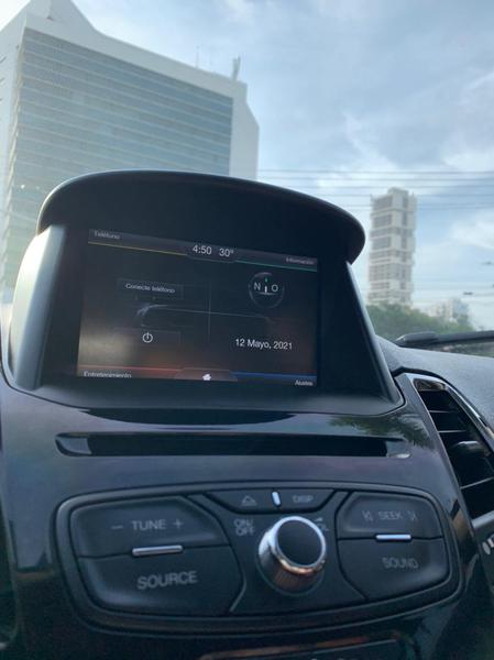 Ford Fiesta • 2015 • 68,024 km 5