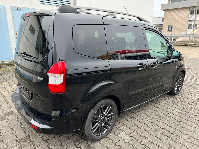 Ford Tourneo Connect • 2018 • 25,302 km 4