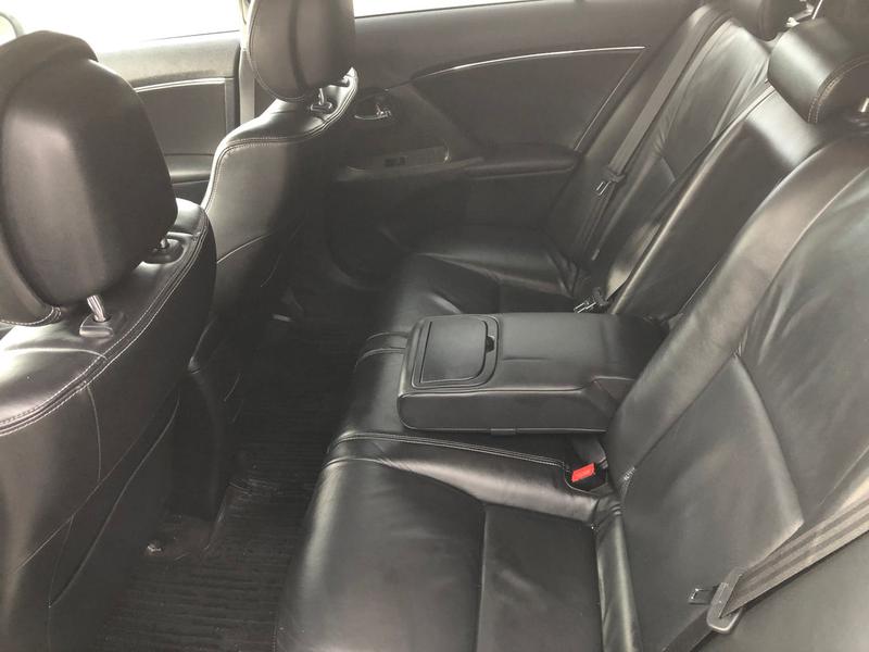 Toyota Avensis • 2010 • 28,500 km 4