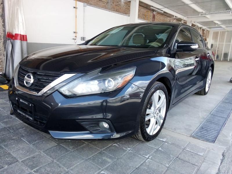Nissan Altima • 2017 • 155,000 km 20