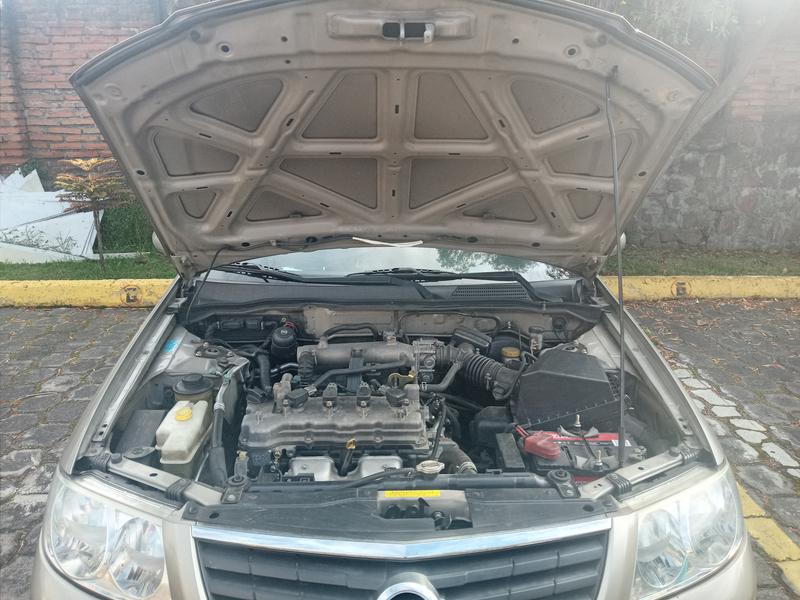 Nissan Almera • 2011 • 125,000 km 4