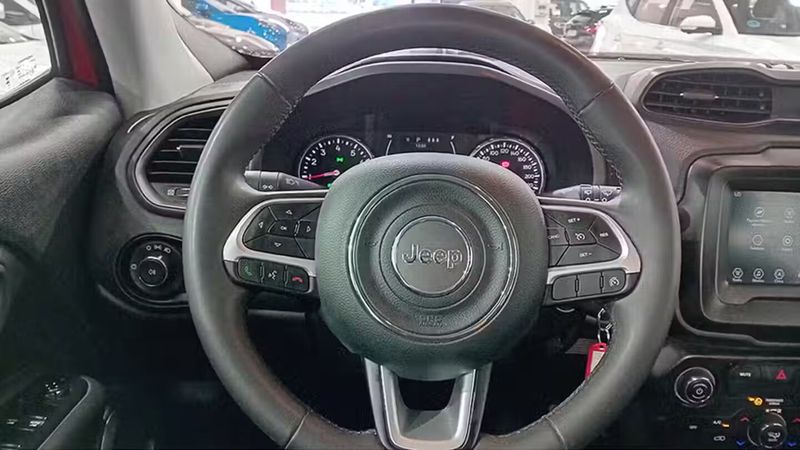 Jeep Renegade • 2023 • 73,931 km 7