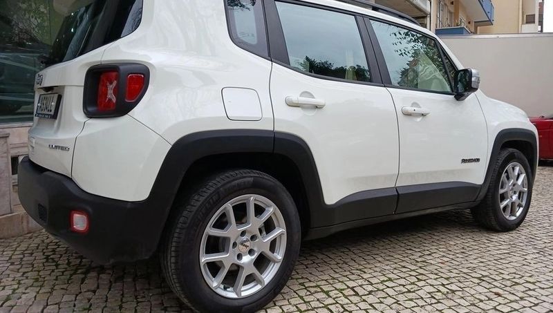 Jeep Renegade • 2022 • 30,350 km 4