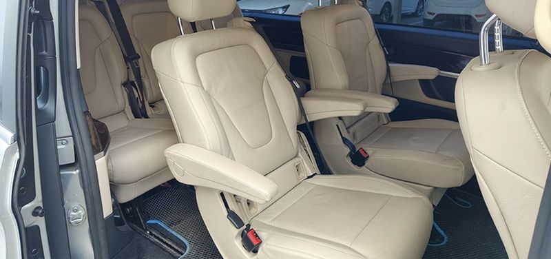 Mercedes-Benz 210 Van • 2018 • 115,422 km 13