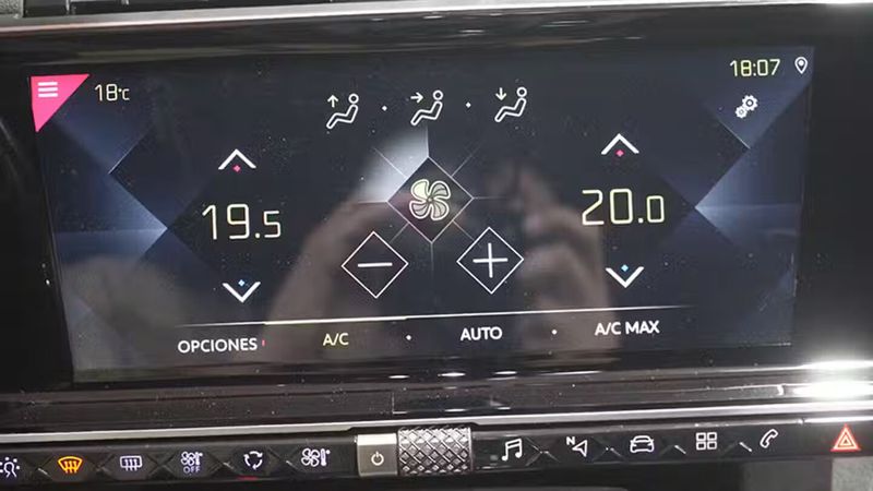 Citroën DS5 • 2019 • 72,980 km 34