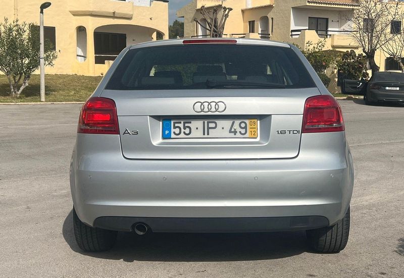 Audi A3 • 2010 • 180,000 km 2